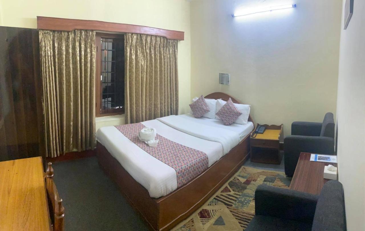 Hotel Blue Magnet بوكْرا المظهر الخارجي الصورة